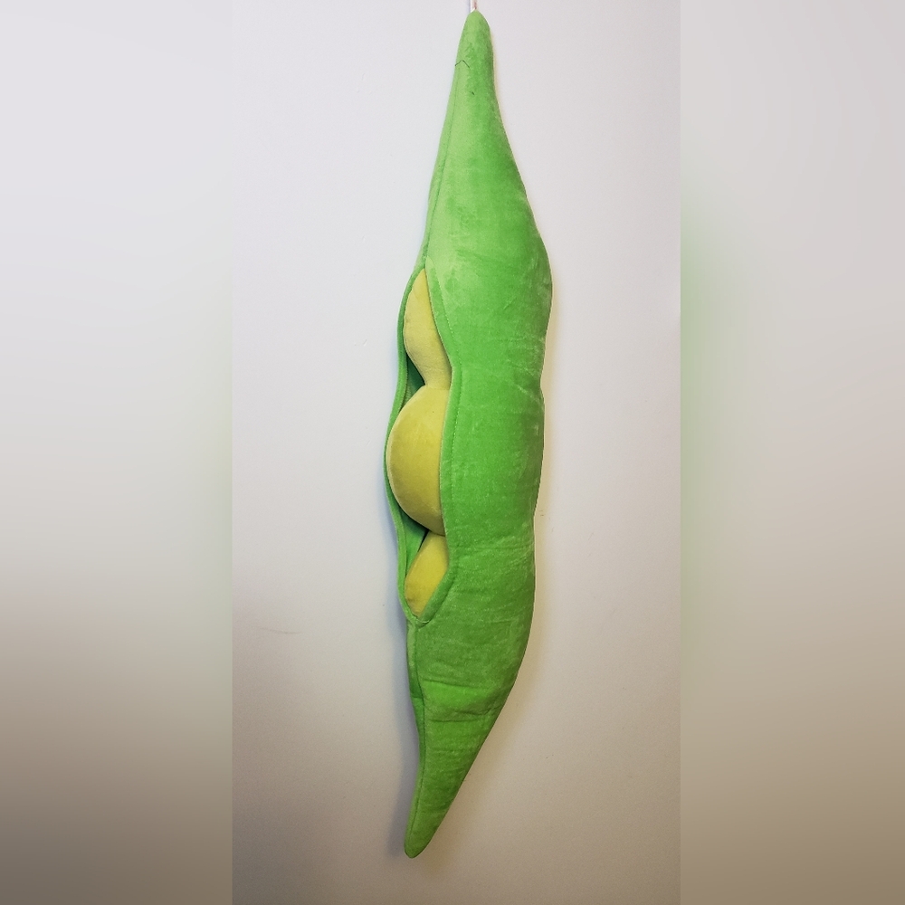 Green Plush Pea Pod Dog Toy - Soft Squeaky Play Plush